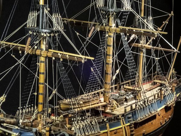 Image of HM Bark Endeavour