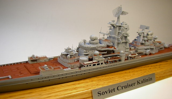 Image of 1/700 scale Trumpeters Kit Soviet Cruiser Kalinin