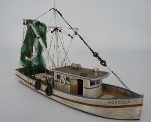 Noch Fishing Boat w/Figures - Assembled - Scale: HO