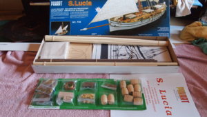 Santa Lucia - Panart, Sicilian cargo boat 1/30 scale [COMPLETED