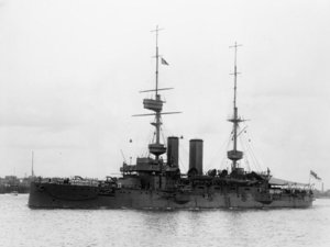 HMS_Bulwark_(1899).jpg