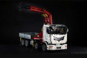 Crane Truck.jpg