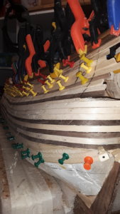 063 Fluit, Zeehaen 1st planking curved stern.jpg