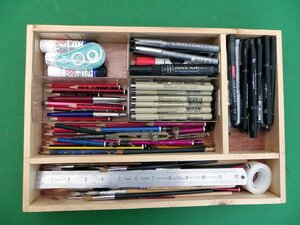 Drawing Box (Large).JPG