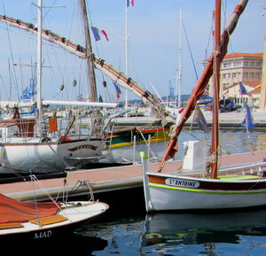 IMG_0858 bow St. Antoine.jpg