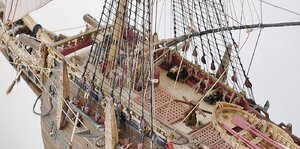 Forecastle Deck With Belayed Rigging Lines, VASA -Rex Stewart.jpg