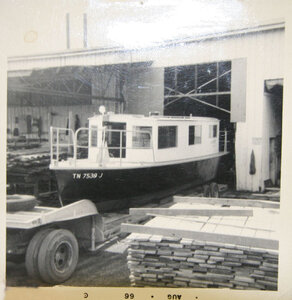 1st-Houseboat-01.jpg