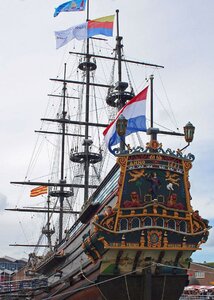 prins-willem-40-0001-corel--victoryshipmodels.com-.jpg