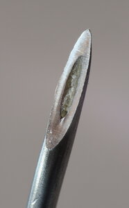 Lötzinn_mit_Flußmittelseele.jpg