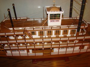Paddlewheeler 03.jpg