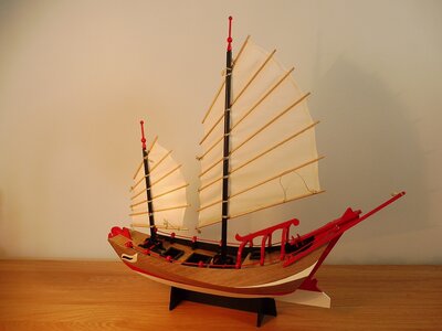 sampan_voiles.jpg