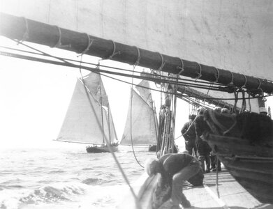 Bluenose Stbd Tack under the Main Boom.jpg