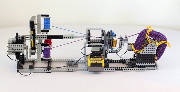 HP Lego yarn twister 01.JPG