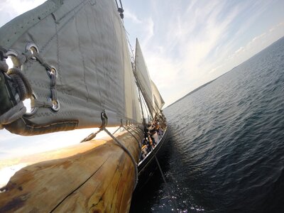 Bluenose II Aft end main boom.jpg