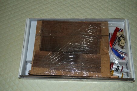03_Box contents.jpg