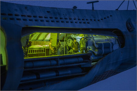 U Dark Front torpedo tube compartment2.jpg