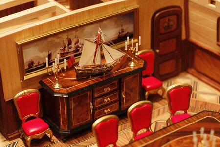 _ROYAL_CAROLINE4.jpg