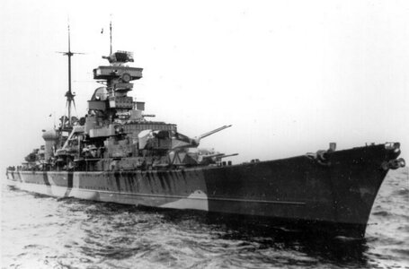 Kriegsmarine-Cruiser-KMS-Prinz-Eugen-12.jpg
