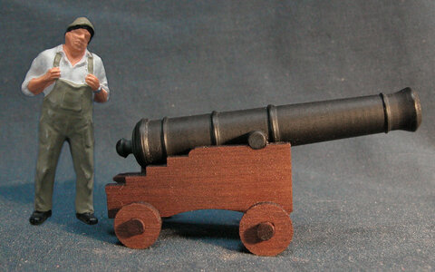 32 cannon.jpg