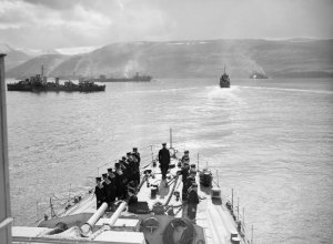 Convoy_PQ_17_sailing_in_Hvalfjord.jpg