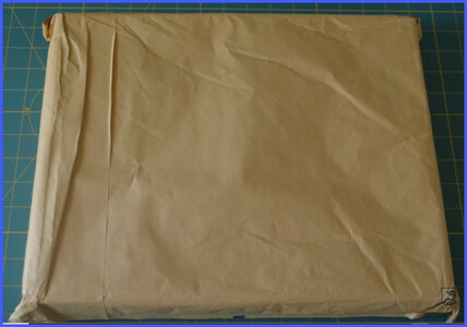 02_Bubble wrapped envelope.jpg