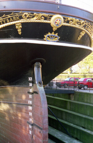 Cutty_Sark_Stern.jpg