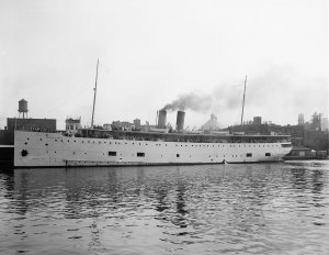 S.S._Eastland_c.1911.jpg