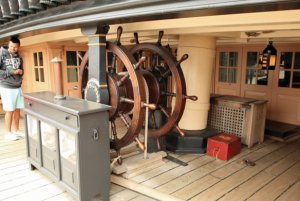9portsmouth-hms-victory-steering-station.jpg