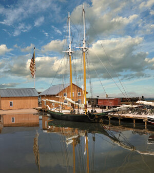 SCHOONER.jpg