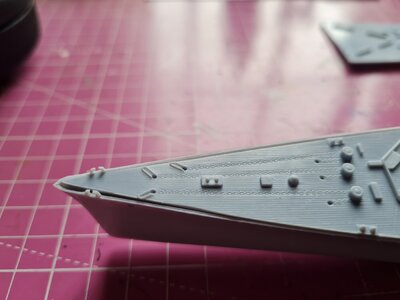 C Airfix HMS Hood.jpg