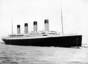 1280px-RMS_Titanic_3.jpg