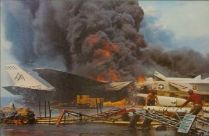 USS_Forrestal_fire_RA-5Cs_burning_1967.jpg