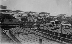 Pier,_Jersey_City_after_munitions_explosion_LOC_14687235026_(cropped).jpg