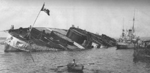 Wreck_of_the_Leonardo_da_Vinci_(ship,_1911).jpg
