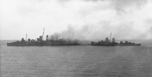 Sinking_HMAS_Canberra_(D33)_with_US_destroyers_on_9_August_1942.jpg