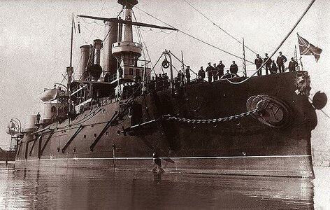 Battleship_Poltava_in_Kronstadt,_Russia_-_Autumn_1898.jpg