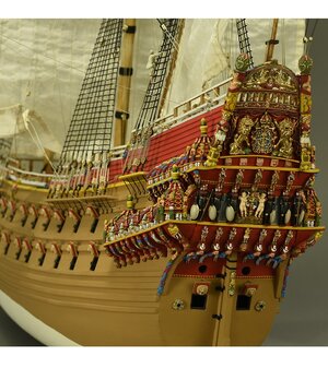 wooden-model-ship-kit-swedish-warship-vasa-1-65 (1).jpg