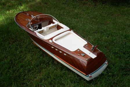 Riva_002.jpg