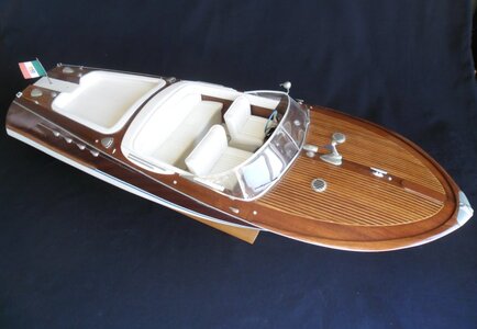 Riva_011.jpg