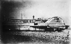 'Princess_Alice'_(1865)_beached_after_being_cut_in_two_in_a_collision_(1878).jpg