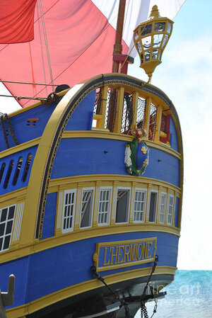 lhermione-stern-jost-houk.jpg