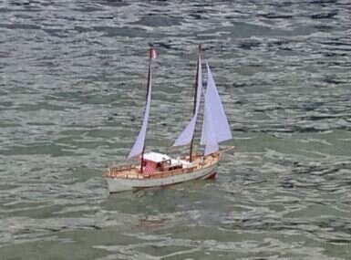 Bruma under sail.JPG