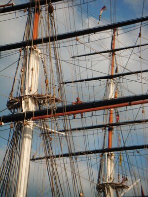 pirate-up-the-cutty-sark-longshot.jpg