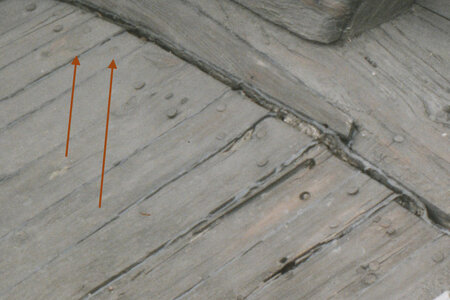 deck plugs1a.jpg deck plugs1a.jpg