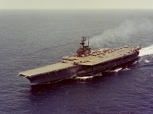 1024px-USS_Forrestal_(CVA-59)_underway_at_sea_on_31_May_1962_(KN-4507).jpg