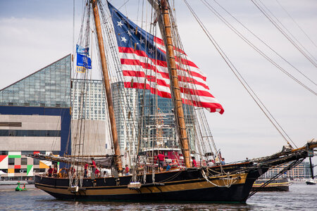 Tall-ships Brig Niagara CLE.jpg