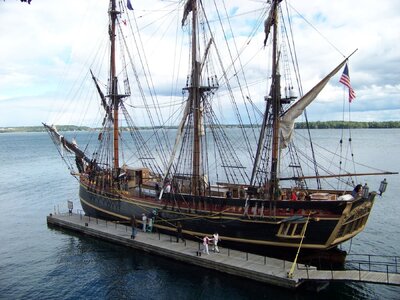 HMS Bounty n Dark Island.jpg