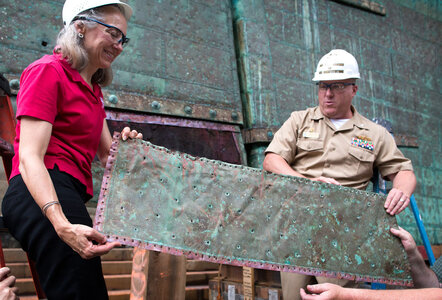 Copper plating USS Constitution.jpg