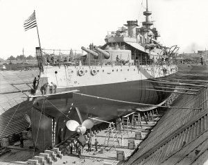 1024px-USS_Oregon_in_dry_dock,_1898.jpg