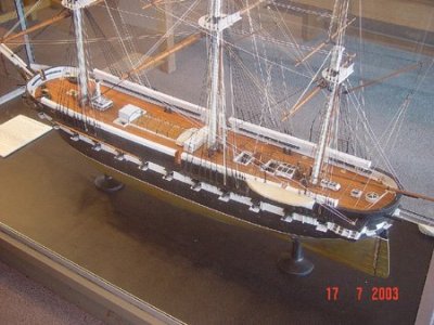 model001.jpg